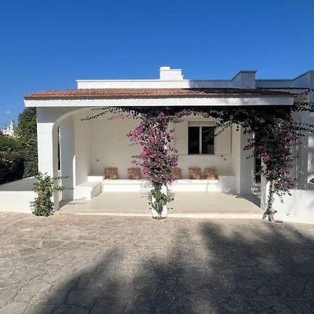 Villa Bouganville 2 Остуни Экстерьер фото