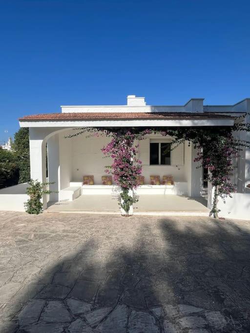 Villa Bouganville 2 Остуни Экстерьер фото